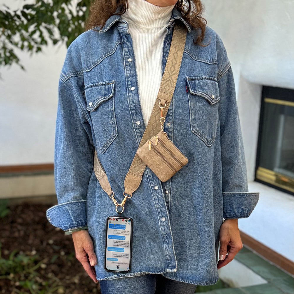 Clip & Go Strap w/Zippered Pouch Classic - FiveBeelow